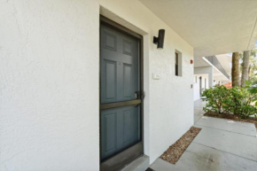 Resort View and Corner Unit